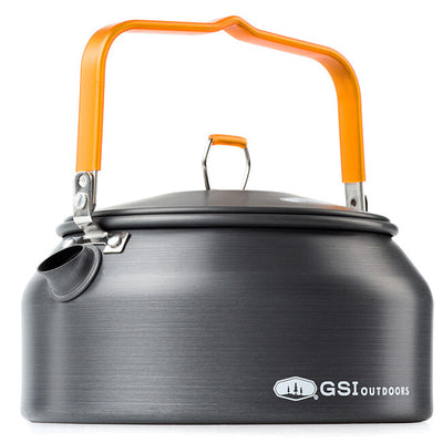 Teekannen aus Aluminium