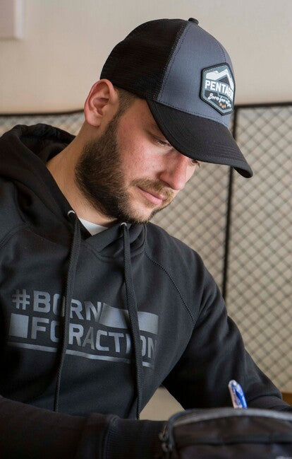Pentagon Kapuzenpullover Born For Action, cinder grey