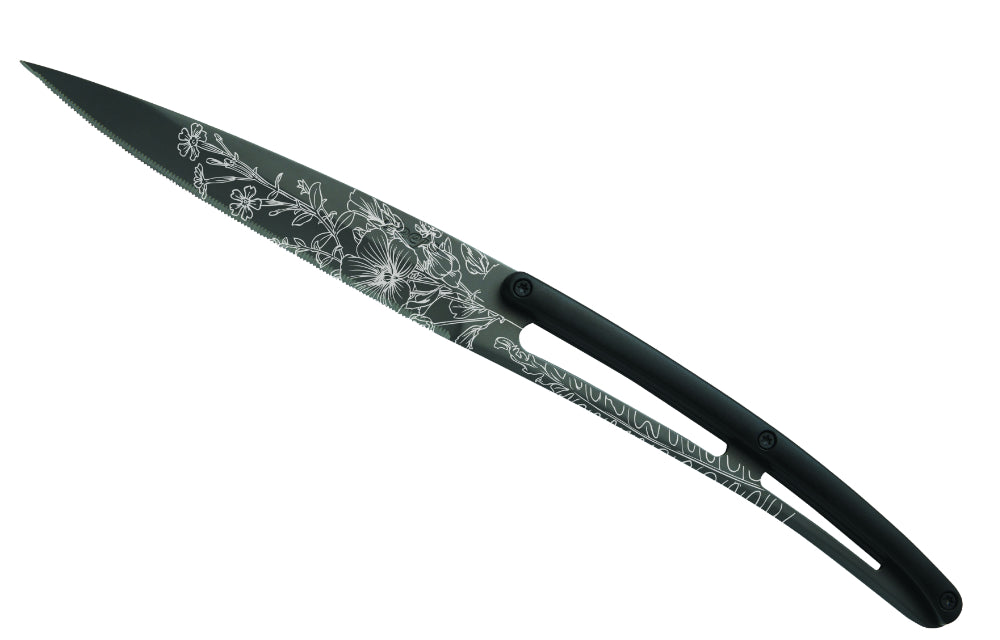 Deejo Set mit 6 Steakmessern, klinge aus schwarzem titan, gezahnter kante, griff aus schwarzem abs, design blossom
