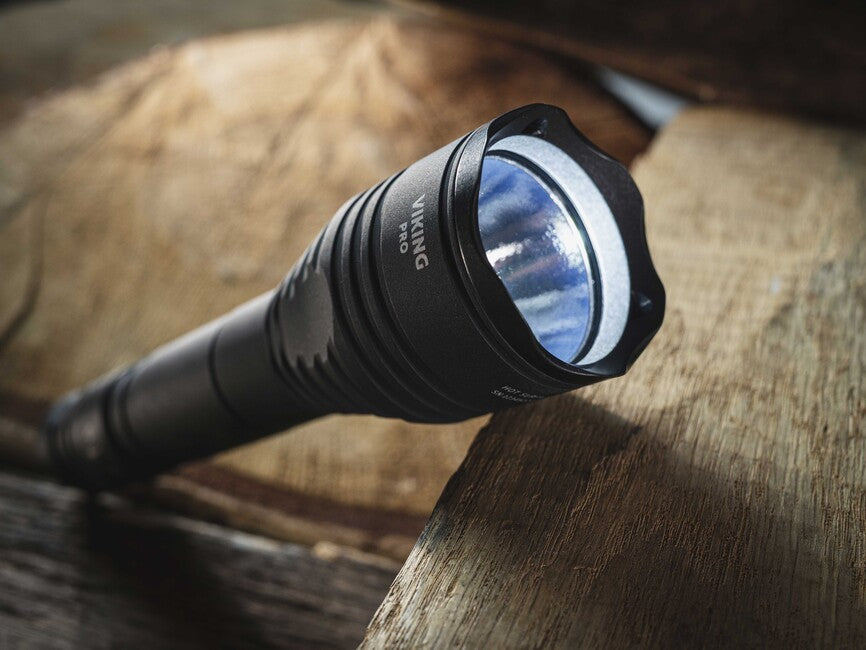 ArmyTek Viking Pro Weiße LED-taschenlampe 2050 lm 136 g