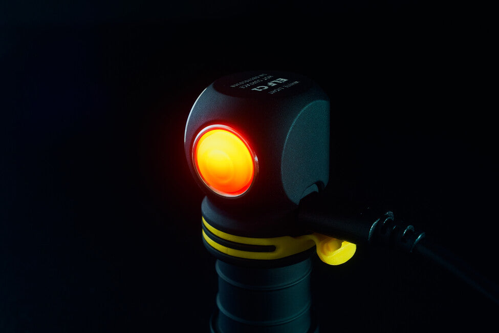 ArmyTek Elf C1 weiße LED-taschenlampe 1000 lm 1440 h 56 g