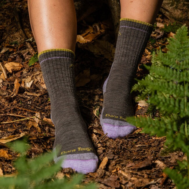 Darn Tough Hiker Micro Crew socken medium light mit Kissen, Taupe
