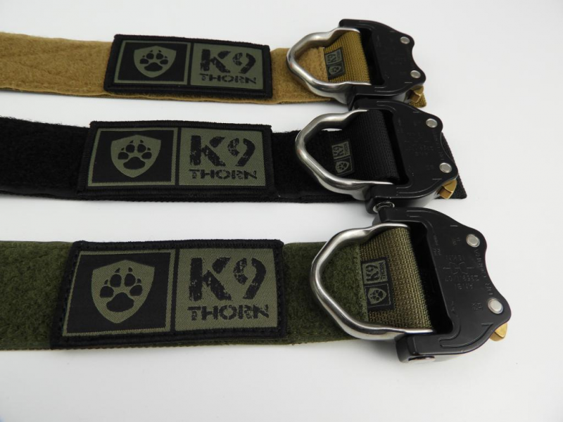 K9 Thorn Delta halsband mit kobraschnalle, schwarz
