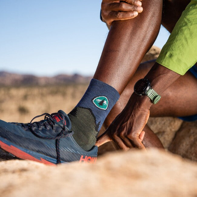 Darn Tough CDT Micro Crew Light Cushion Socks, Forest