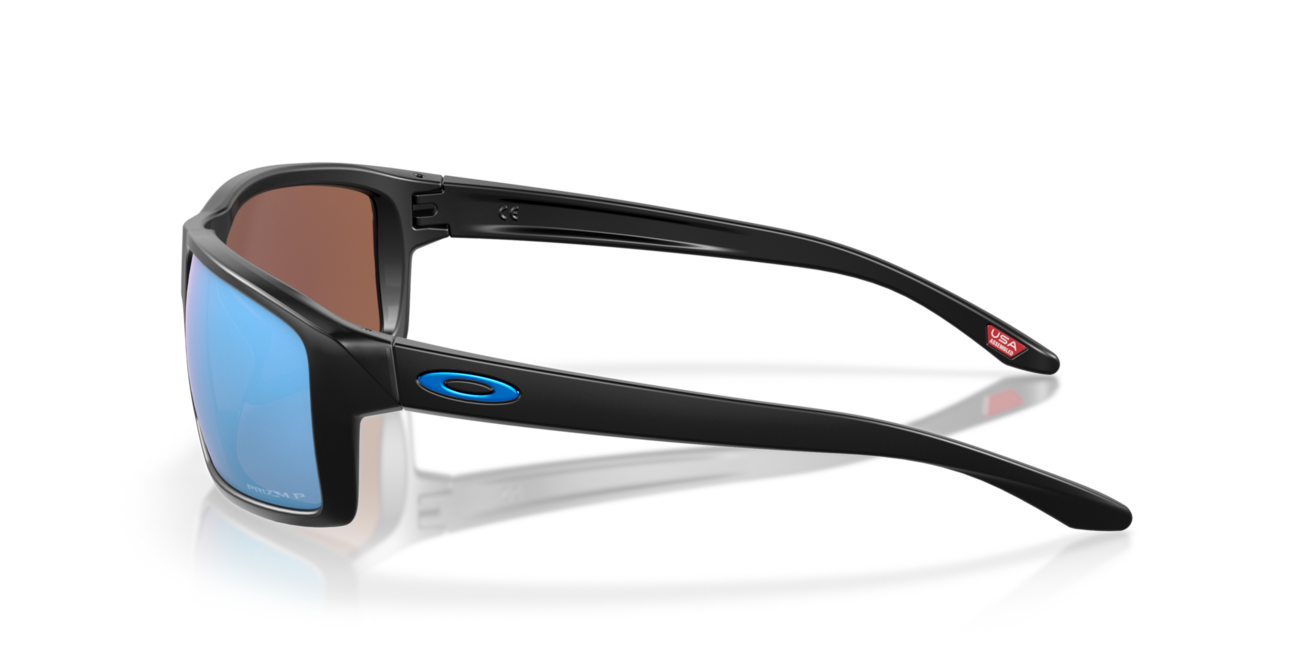 Oakley GIBSTON Sonnenbrille mit Rahmen Matte Black und mit Dias Prizm Deep Water Polar 61