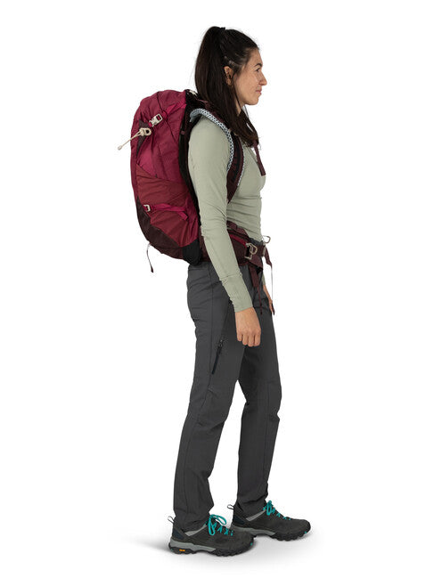 OSPREY Sirrus 24, elderberry purple/chiru tan