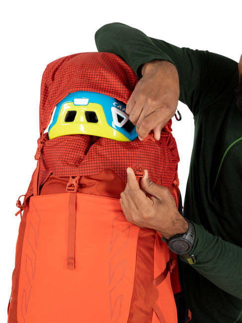 OSPREY turisticky Rucksack TALON PRO 40, mars orange
