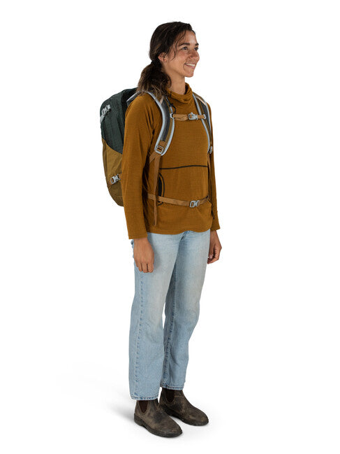 OSPREY Nebula Stadtrucksack, green tunnel/brindle brown