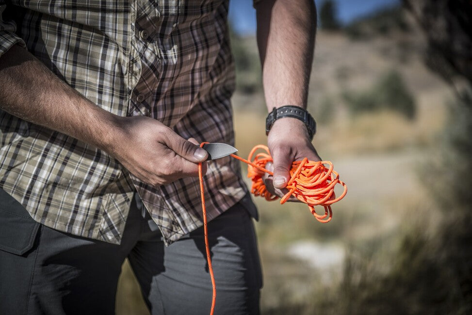 ATWOOD® 550 Paracord σχοινί που φωτοβολεί στο σκοτάδι, λευκό (GLOW-PC100)