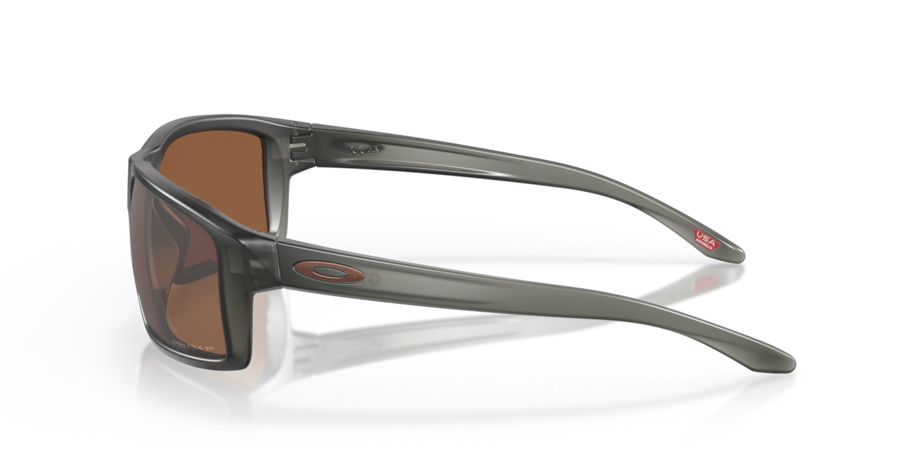 Oakley GIBSTON Sonnenbrille mit Rahmen Matte Grey Smoke und mit Dias Prizm Tungsten Polarized 61