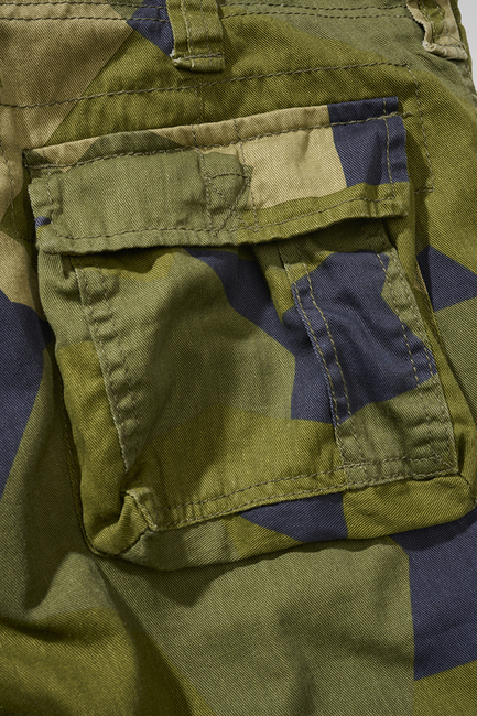 Brandit Urban Legend shorts, schwedisches tarnmuster M90