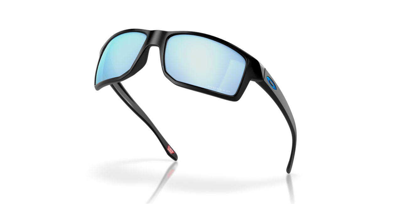 Oakley GIBSTON Sonnenbrille mit Rahmen Matte Black und mit Dias Prizm Deep Water Polar 61