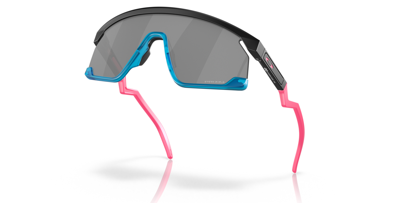 Oakley BXTR Sonnenbrille mit Rahmen Matte Black und mit Dias Prizm Black 39