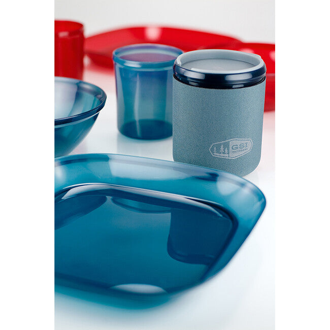 GSI Outdoors Infinity 4 Person Deluxe Tableset, multicolor