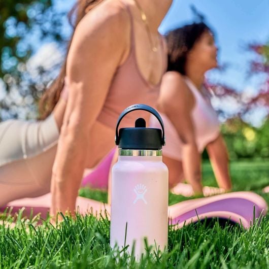Hydro Flask Trillium Wide Flex Straw Cap Breite Thermosflasche mit Mundstück 32 OZ, trillium