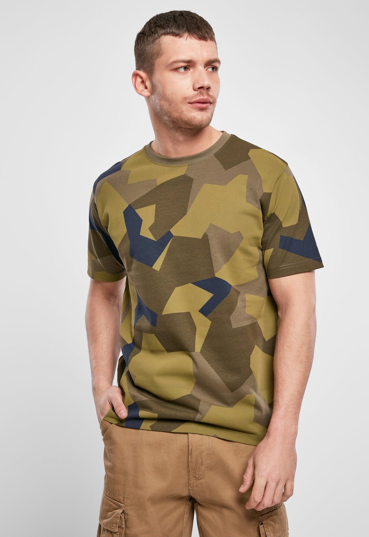 Brandit M90 tričko, swedish camo
