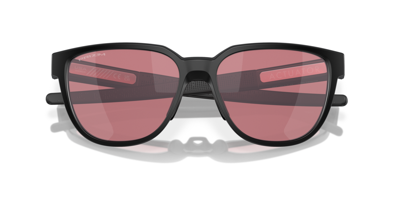Oakley Actuator Sonnenbrille mit Rahmen Matte Black und mit Dias Prizm Dark Golf 57
