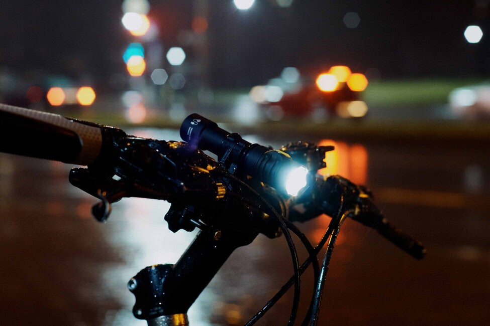 ArmyTek Prime C2 Pro led-taschenlampe 2400 lm 68 g