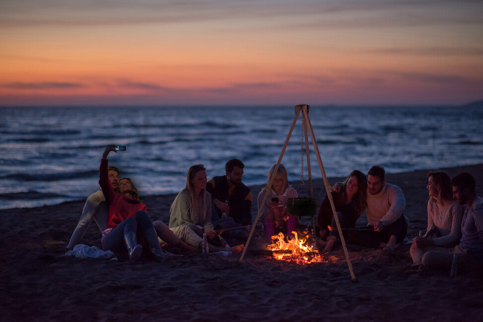 Origin Outdoors Mammut Grill auf Stativ