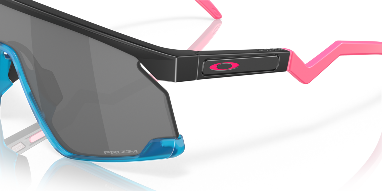 Oakley BXTR Sonnenbrille mit Rahmen Matte Black und mit Dias Prizm Black 39