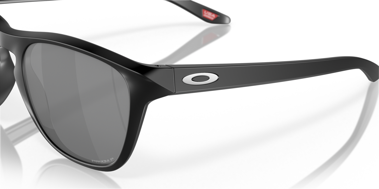Oakley MANORBURN Sonnenbrille mit Rahmen Matte Black und mit Dias Prizm Black Polarized 56
