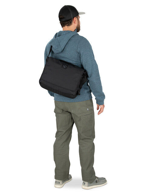 OSPREY AOEDE MESSENGER 7, schwarz