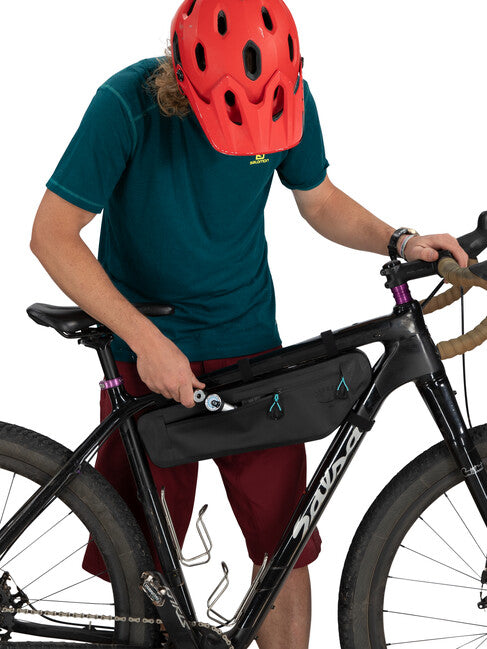OSPREY Escapist Frame Bag Medium, schwarz