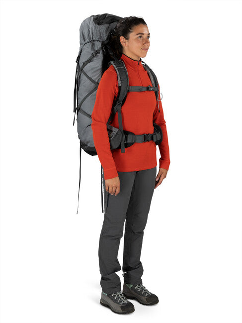 OSPREY Ariel Pro 75, silver lining