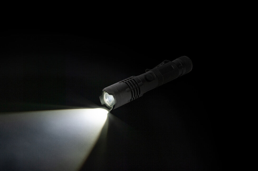 Origin Outdoors Powerbank LED Flashlight 1000 Lumens