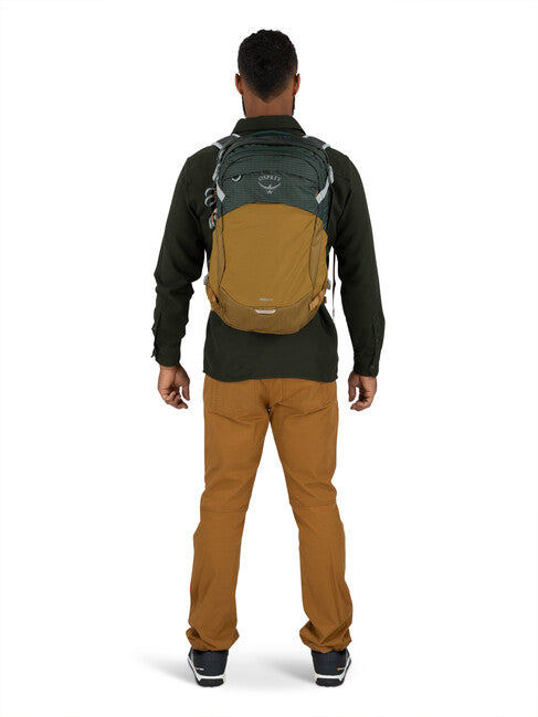 OSPREY Nebula Stadtrucksack, green tunnel/brindle brown