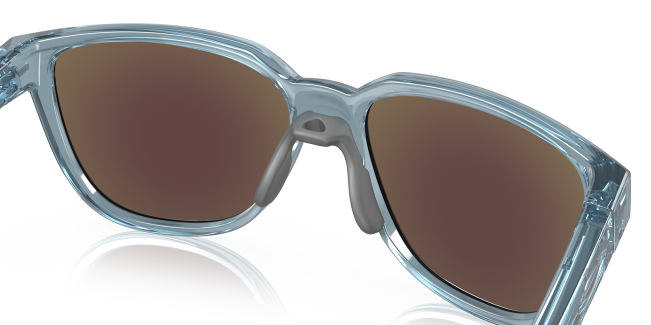 Oakley Actuator mit Rahmen Trans Stonewash und mit Dias Prizm Sapphire 57