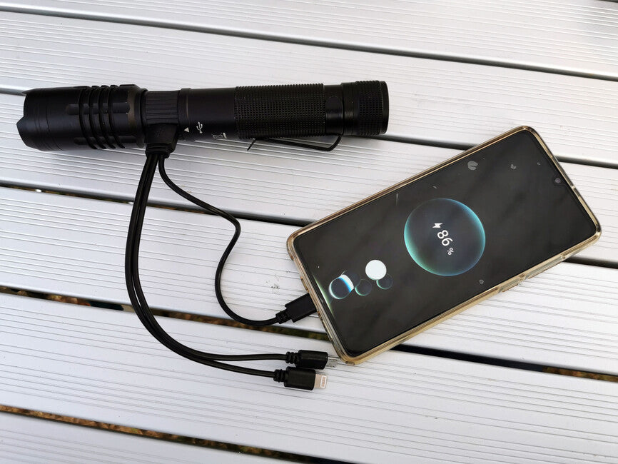 Origin Outdoors Powerbank LED Flashlight 1000 Lumens