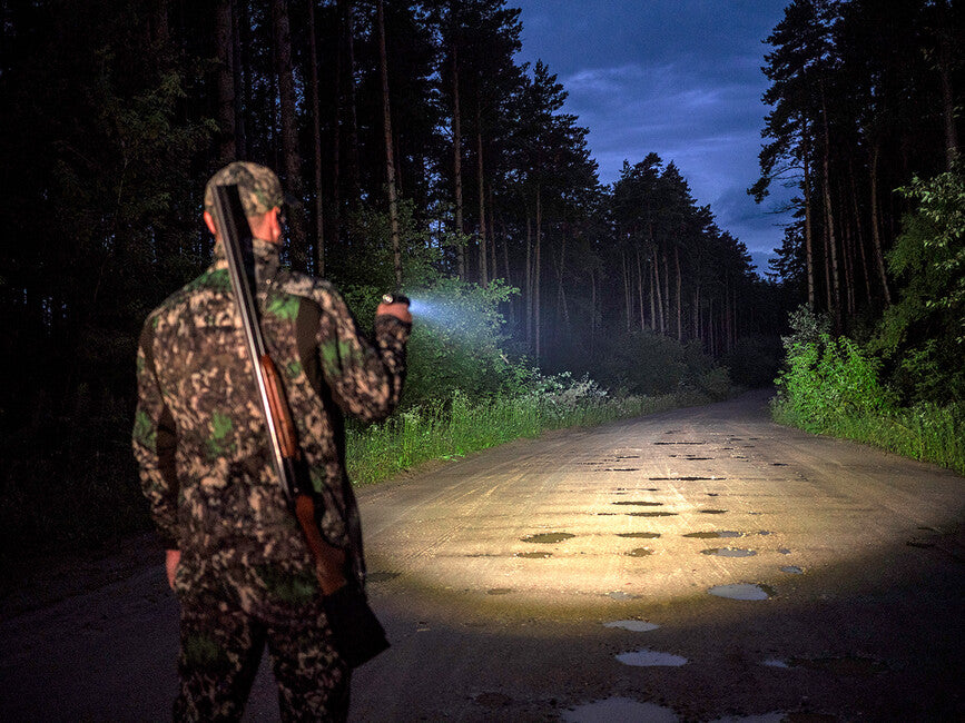 ArmyTek Viking Pro Weiße LED-taschenlampe 2050 lm 136 g