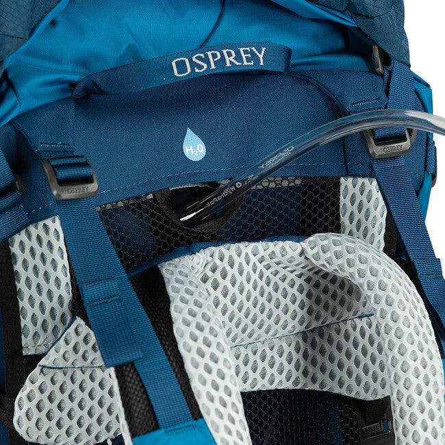 OSPREY Atmos Ag Lt 65 wanderrucksack night shift/scoria blue