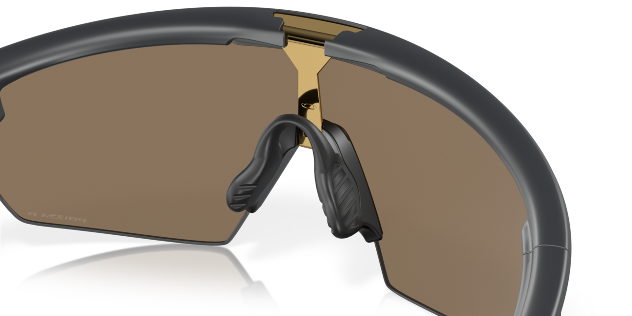 Oakley SPHAERA Sonnenbrille mit Rahmen Matte Carbon und mit Dias Prizm 24K Polarized 36