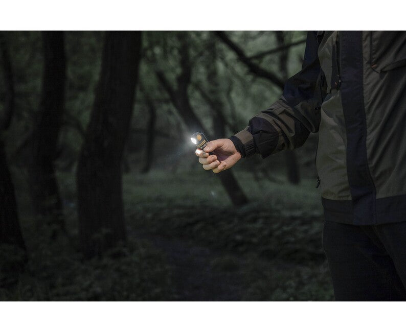 ArmyTek Elf Stirnlampe C2 USB-C warmweiße LED Handlampe mit Batterie 1023 lm