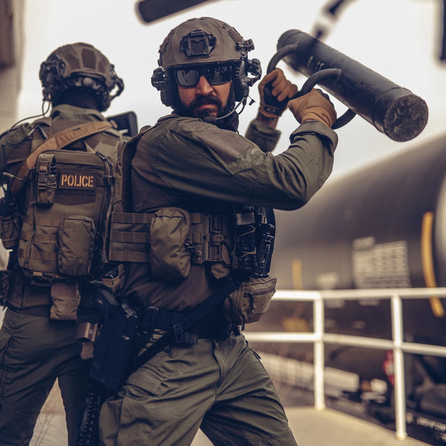 Helikon-Tex MCDU Combat Shirt nátelník taktický NyCo Ripstop, multicam/coyote – v použití 2