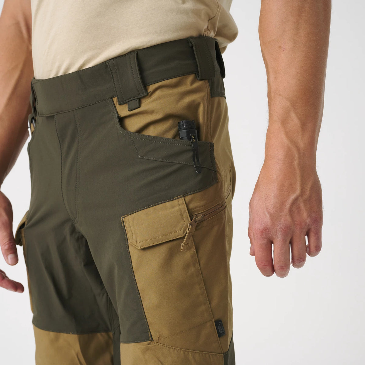 Helikon-Tex Hybrid Outback nohavice DuraCanvas, sivá/čierna – detail 3