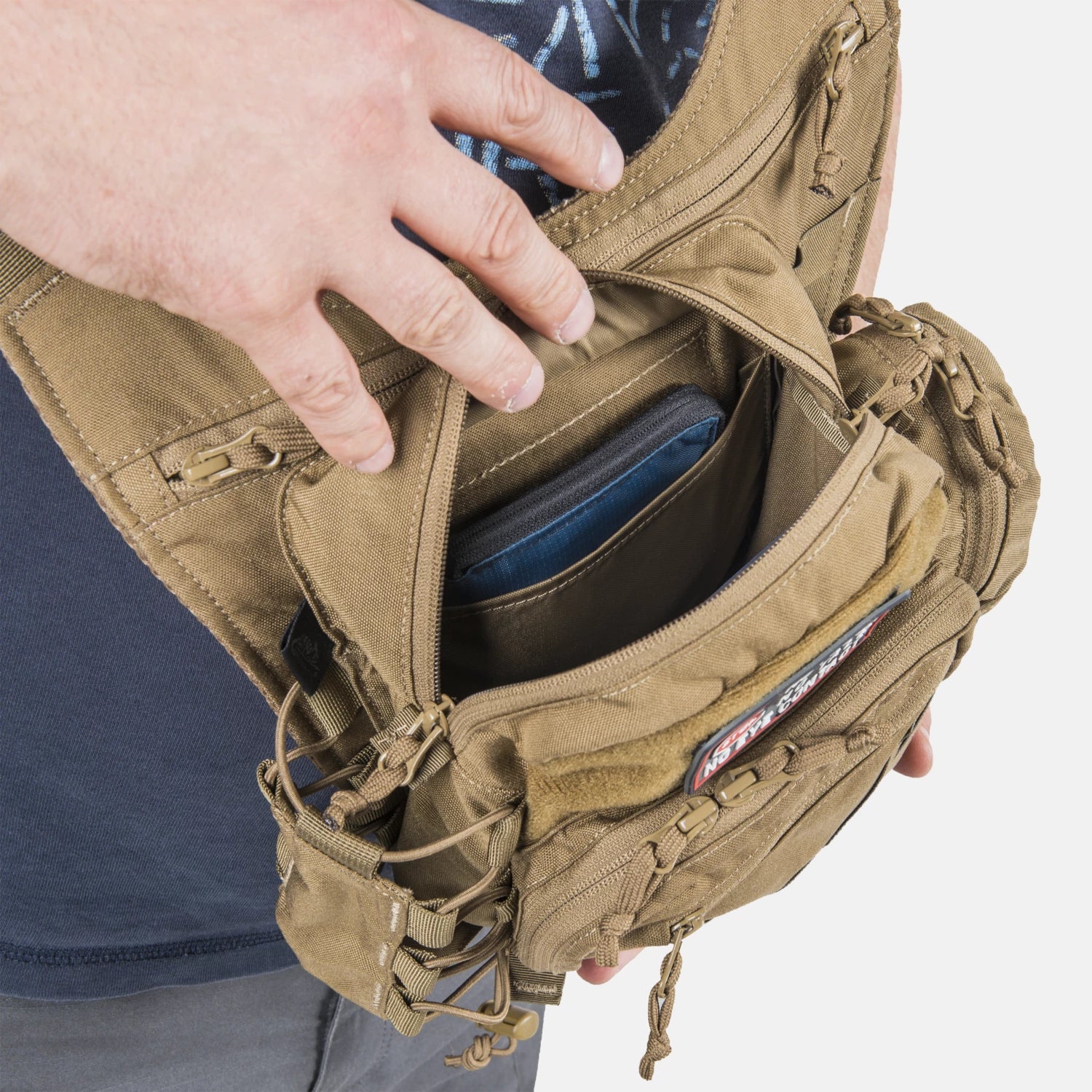 Helikon-Tex EDC SIDE BAG® kapsa cez rameno, čierna – detail 7