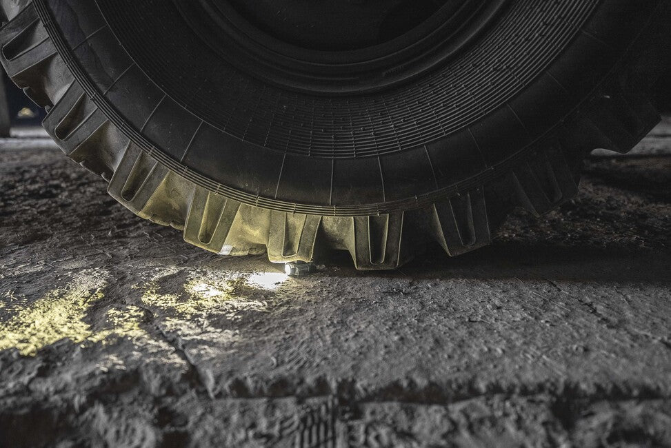 Armytek Buckler M1 waffenlampe 700lm kompakte wiederaufladbare