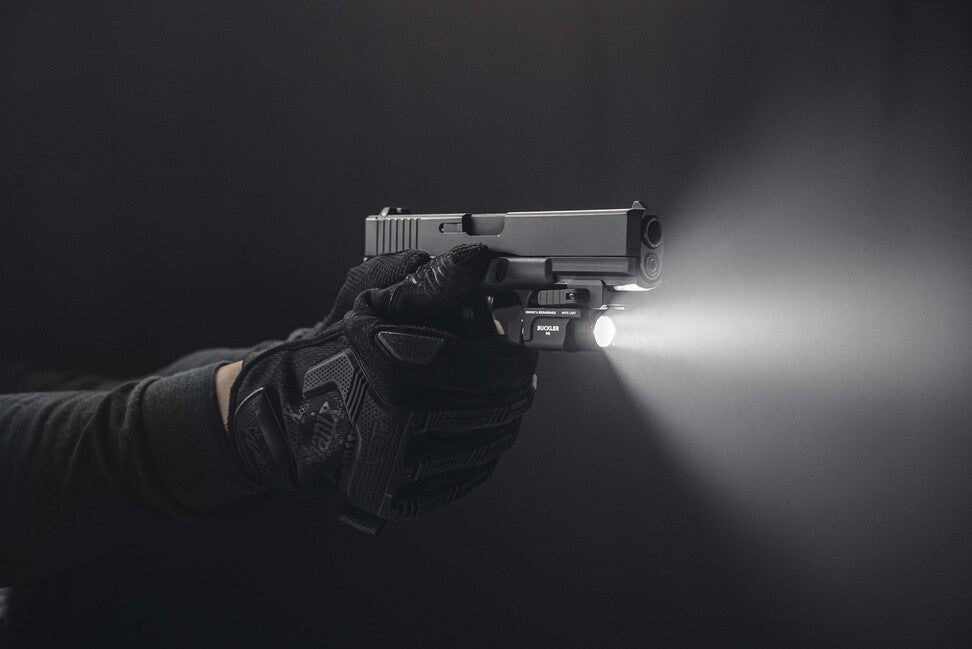 Armytek Buckler M1 waffenlampe 700lm kompakte wiederaufladbare
