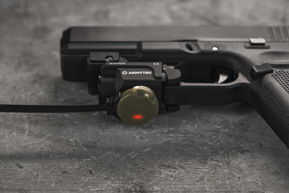 Armytek Buckler M1 waffenlampe 700lm kompakte wiederaufladbare
