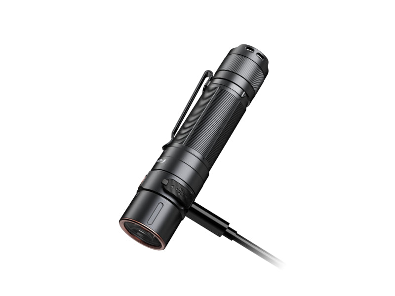 Fenix E35R wiederaufladbare Taschenlampe und weißer Diffusor AOD-S V2.0