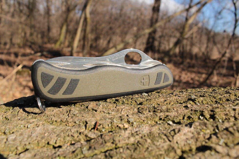Victorinox vreckový nôž zeleno-čierny 111mm Swiss Army
