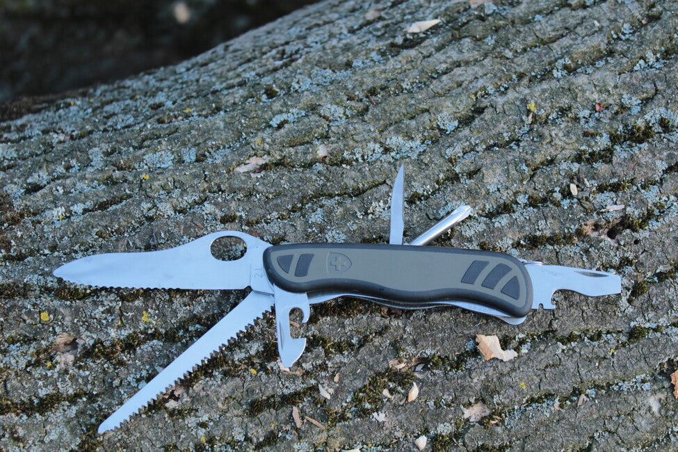 Victorinox vreckový nôž zeleno-čierny 111mm Swiss Army