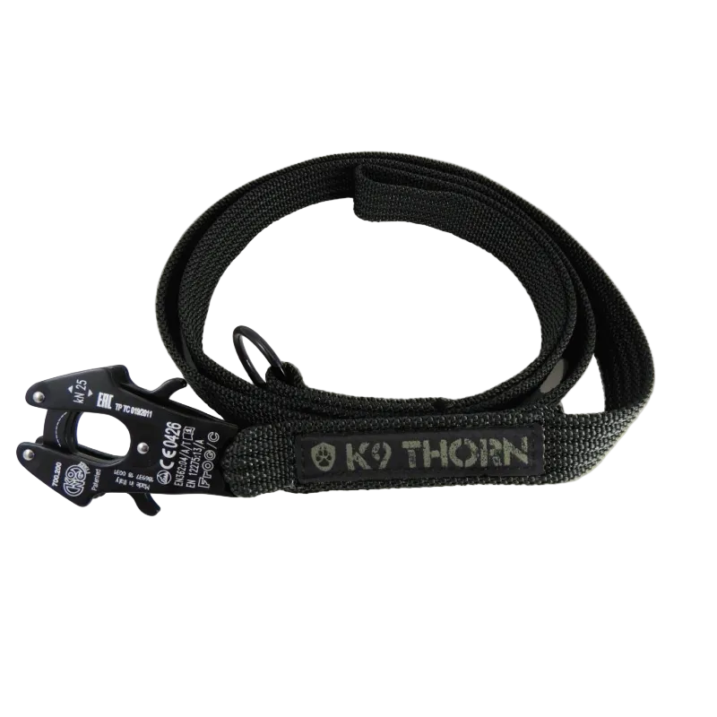 K9 Thorn povodec s vponko kong frog, črne, L