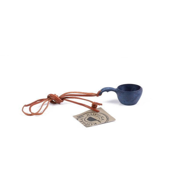 Kupilka 1 Mini-Becher mit Lederkordel, blau