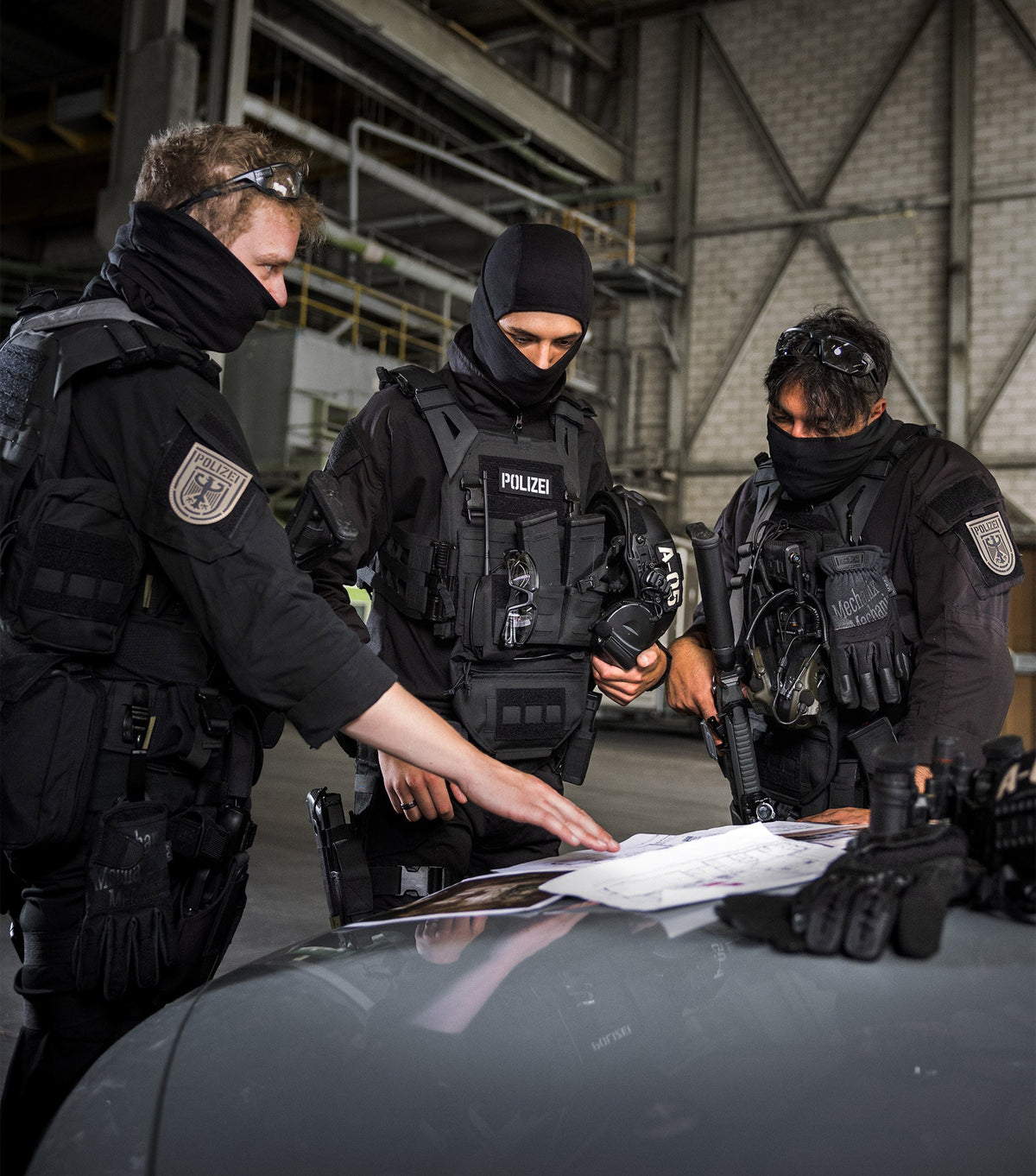 Mechanix FastFit rokavice antistatične, črne