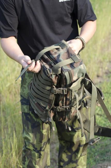 MFH US-Angriffsrucksack Woodland 30L