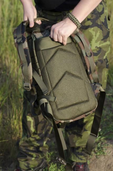 MFH US-Angriffsrucksack Woodland 30L